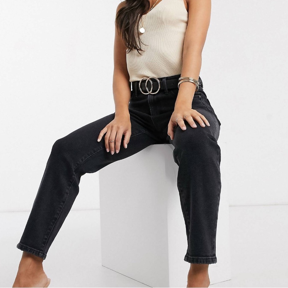 Stradivarius Petite slim mom jeans with stretch in black